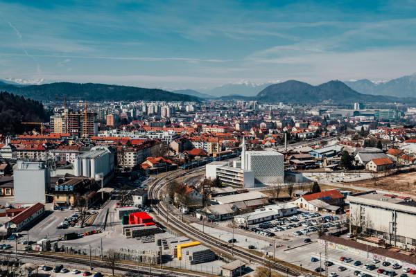 Domestic energy production in Slovenia rose by 7% in 2023, to 141,000 terajoules (TJ).