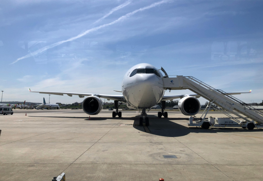 Some 6.2 million passengers passed through national airports in Portugal in November 2024, a year-on-year increase of 6.2%, new data from INE, the Portuguese statistics body, has revealed.