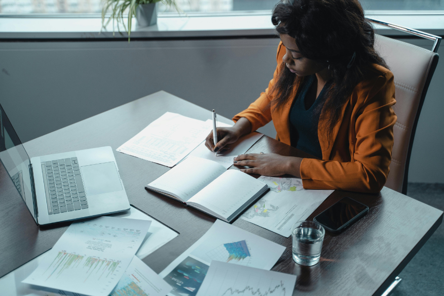 The gender pay gap in France narrowed by a third between 1995 and 2023, new data from Insee, the French statistics office, has revealed.