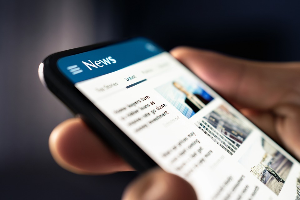 The number of Danish consumers visiting the country's main online news sites rose by 11% in the first quarter of 2025, compared to the same period a year earlier.