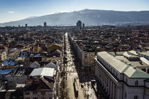 Bulgaria's overall business climate indicator rose to 21.7% in June 2025, a 1.9-percentage-point increase on the previous month, and an indication of a broadly positive business sentiment across a variety of sectors.