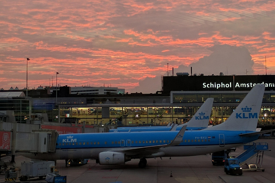 Some 20.7 million air passengers traveled through the five main airports in the Netherlands in the second quarter of 2025, a 3.1% increase on the corresponding period a year earlier, according to new data from Statistics Netherlands (CBS).