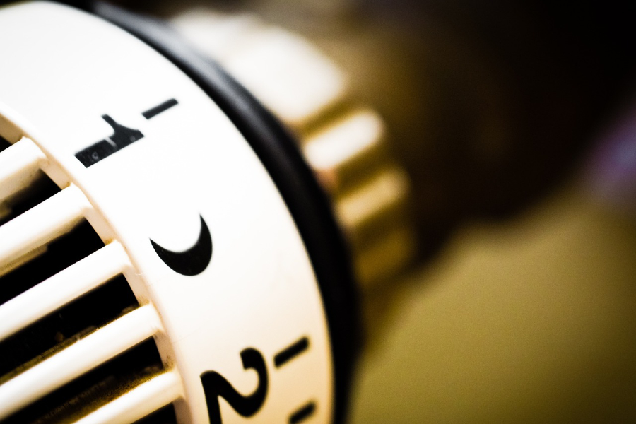 Around one in every fifteen households (6.3%) in Germany were unable to keep their household adequately warm last year due to financial reasons.