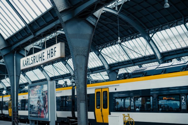 The European Commission has adopted a 'comprehensive' transport package that will accelerate the development of Europe's high-speed rail network, as well as increase investment in renewable and low-carbon fuels for the aviation and maritime sectors.