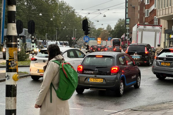 The automotive sector in the Netherlands reported a 2.6% decline in turnover in 2025, compared to the previous year, new data from Statistics Netherlands (CBS) has found.