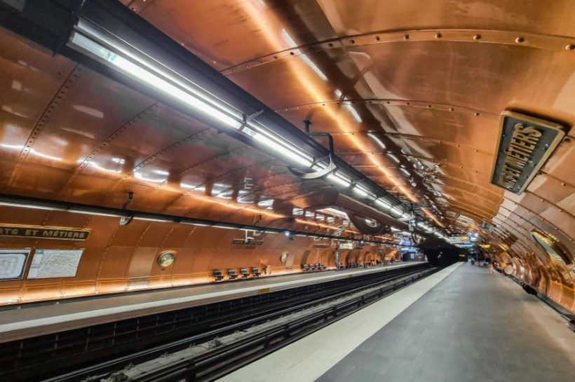 Just 10.7% of the EU adult population – around one in ten – use public transport on a daily basis, new data from Eurostat has found.