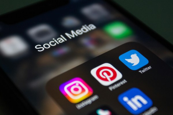 Some 98.3% of young people in Cyprus – aged between 16 and 29 – use social media, the highest percentage in the European Union, new data from Eurostat has revealed.