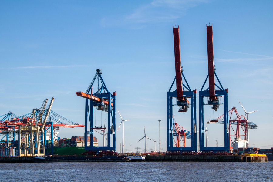 The euro currency accounted for close to half (47.4%) of extra-EU imports of primary goods, excluding petroleum products, last year, according to new data from Eurostat.