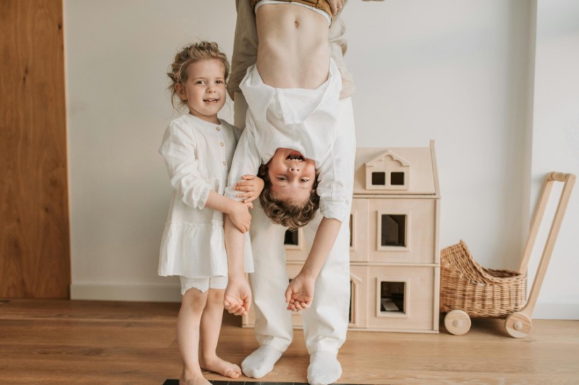 Fewer than one quarter (23.4%) of the 203.1 million households across the European Union included children in 2025, according to new data from Eurostat.