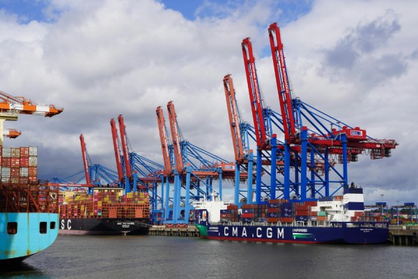The euro area reported a €7.8 billion trade surplus in goods with the rest of the world in March 2026, compared with €34.1 billion in the same month a year earlier.